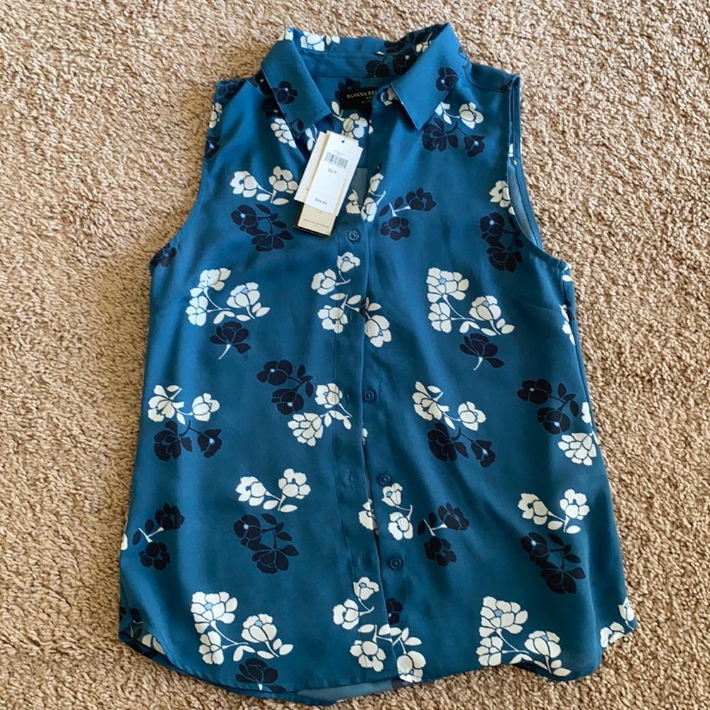 Banana Republic Classic Fit Petite Top